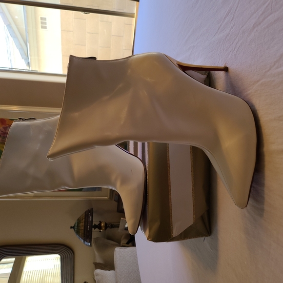 Ankle Boots - Picture 2 of 5